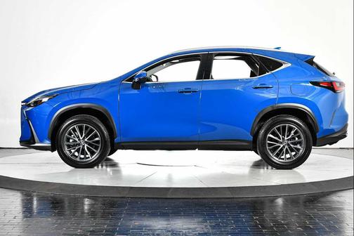 2025 Lexus NX 250 Premium