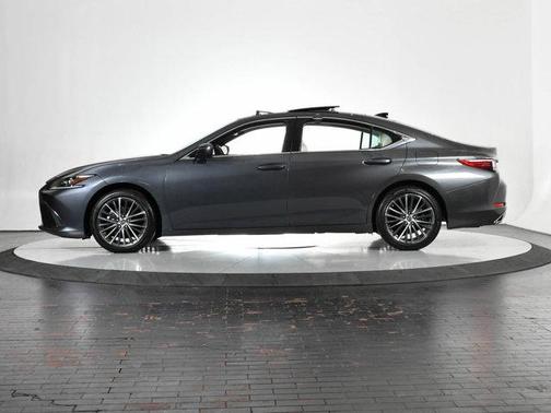 2022 Lexus ES 350 Base