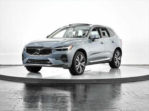 2022 Volvo XC60 B5 Inscription