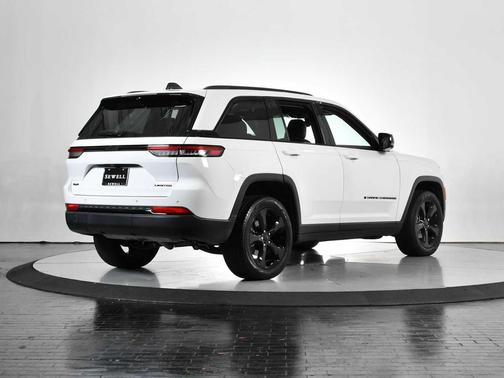 2023 Jeep Grand Cherokee Limited X