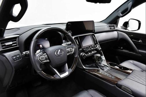 2024 Lexus LX 600 Ultra Luxury