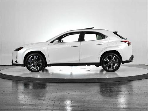 2024 Lexus UX 250h Base