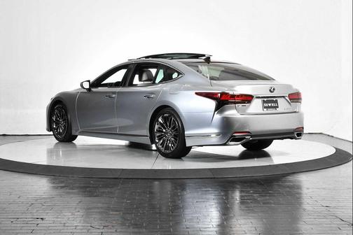 2022 Lexus LS 500 Base