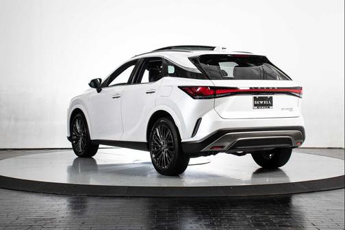 Eminent White Pearl 2024 Lexus RX 350h Luxury