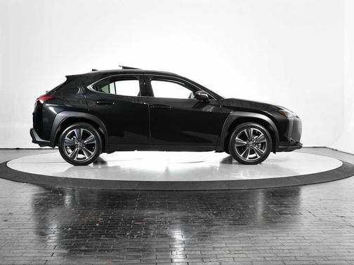 2024 Lexus UX 250h Base