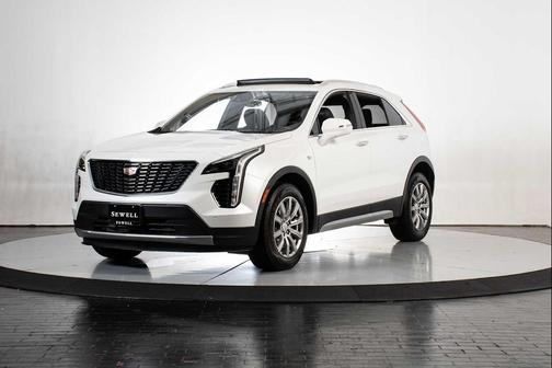 Crystal White Tricoat 2023 Cadillac XT4 Premium Luxury