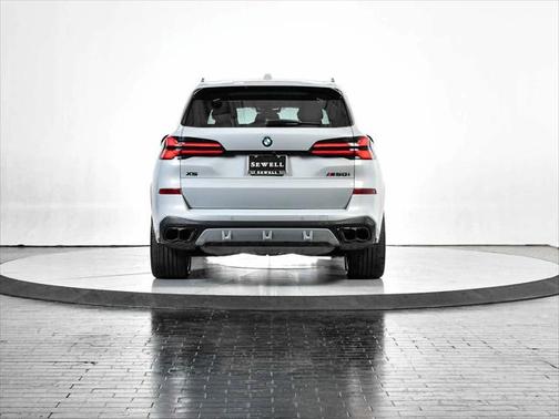 2024 BMW X5 M60i