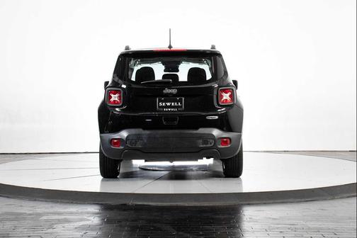 Black Clearcoat 2021 Jeep Renegade Latitude