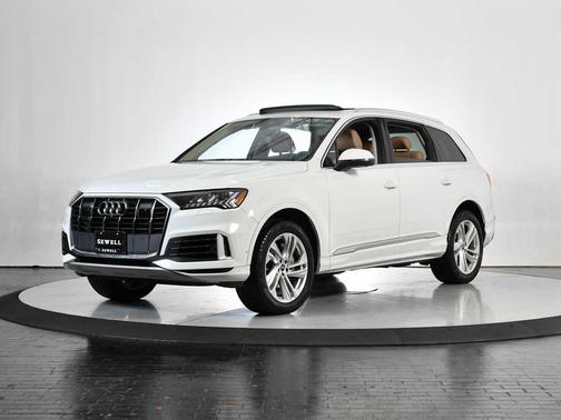 2024 Audi Q7 55 Premium