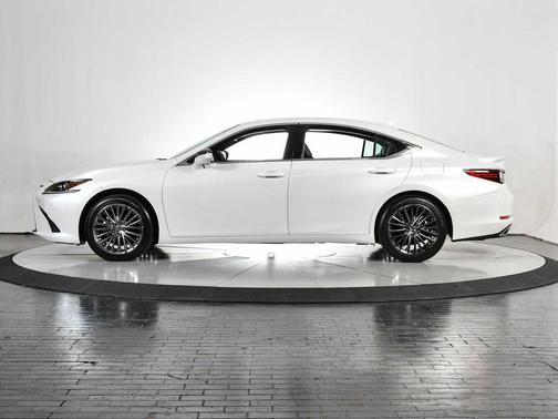 2024 Lexus ES 350 Base
