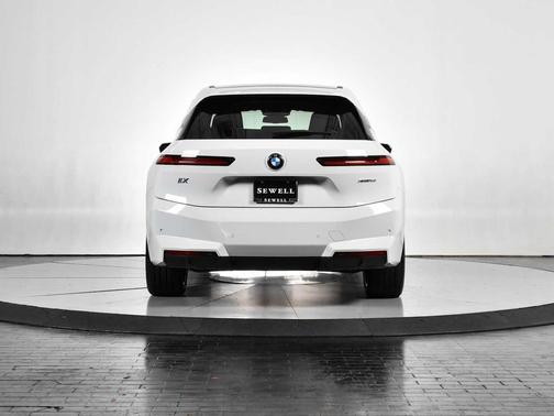 2026 BMW iX xDrive60