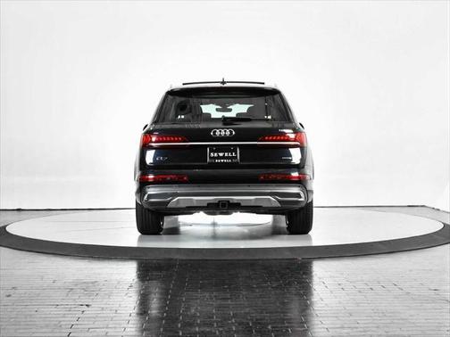 2020 Audi Q7 55 Premium Plus