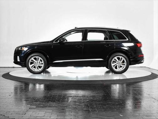 2020 Audi Q7 55 Premium Plus