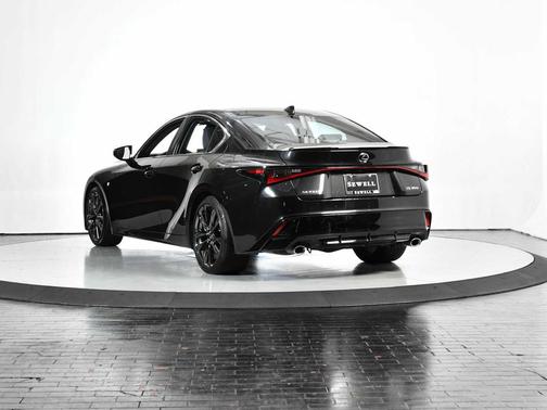 2022 Lexus IS 350 Base