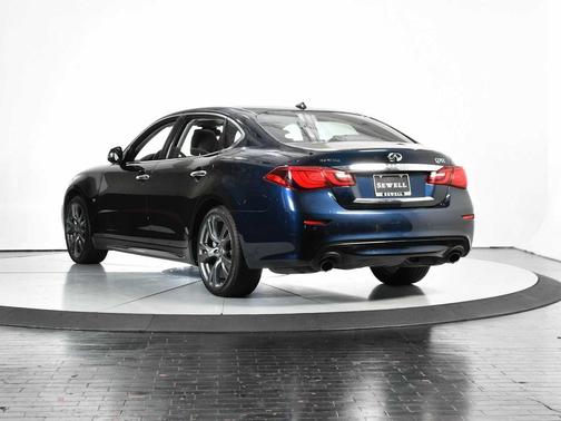 2015 INFINITI Q70L 3.7