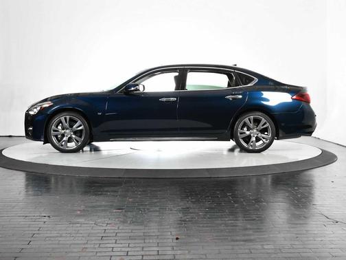 2015 INFINITI Q70L 3.7