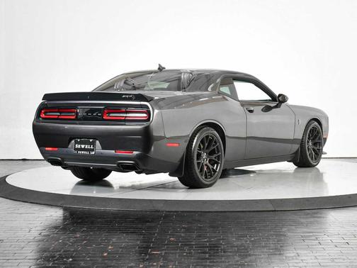 2016 Dodge Challenger SRT Hellcat