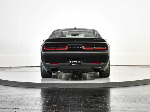 2016 Dodge Challenger SRT Hellcat