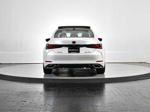 2024 Lexus ES 350 Base
