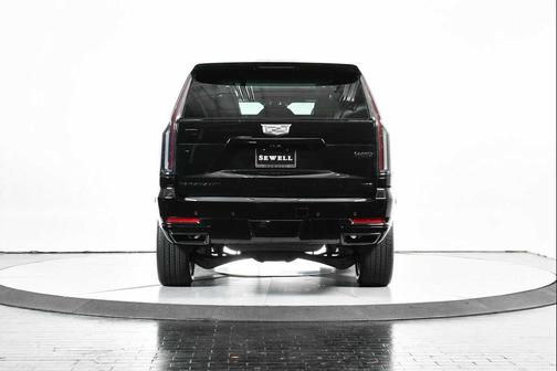 2025 Cadillac Escalade Sport