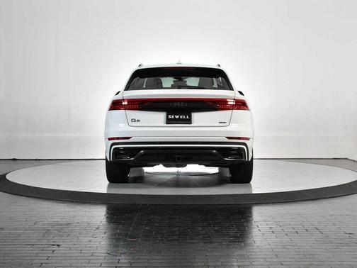 2019 Audi Q8 3.0T Premium Plus