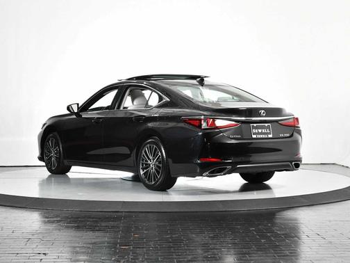 2023 Lexus ES 350 Base