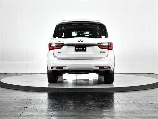 2023 INFINITI QX80 SENSORY AWD