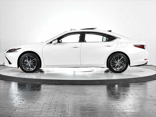 2025 Lexus ES 350 Base