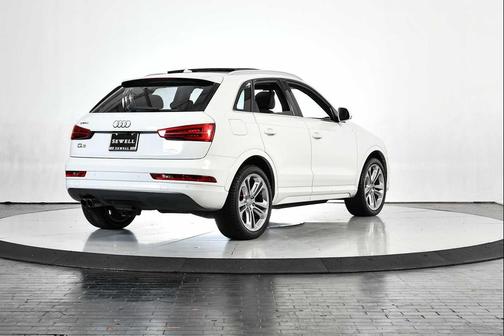 2017 Audi Q3 2.0T Premium Plus