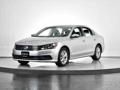 2016 Volkswagen Passat 1.8T S