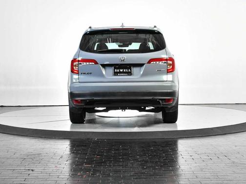 2022 Honda Pilot 2WD Special Edition