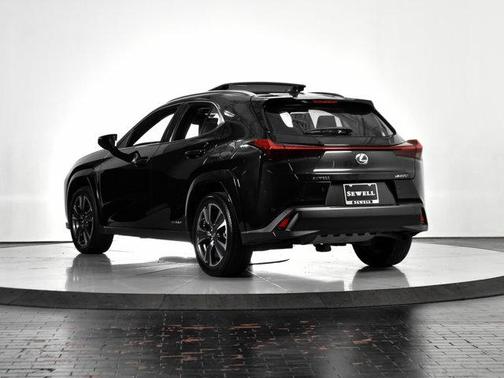 2022 Lexus UX 250h Base
