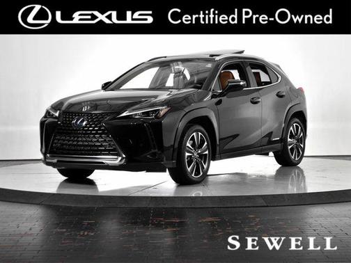 2022 Lexus UX 250h Base