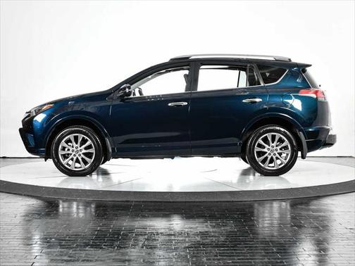 2017 Toyota RAV4 Platinum