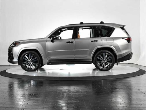 2023 Lexus LX 600 Luxury