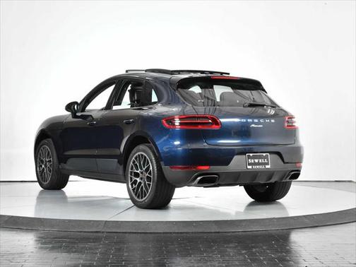 2017 Porsche Macan Base