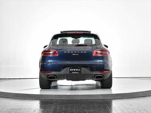 2017 Porsche Macan Base