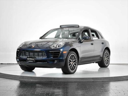 2017 Porsche Macan Base