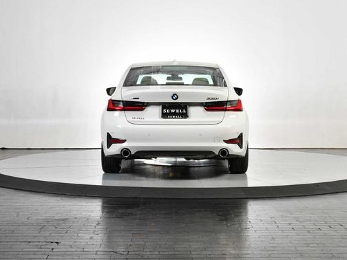 2019 BMW 330 xDrive