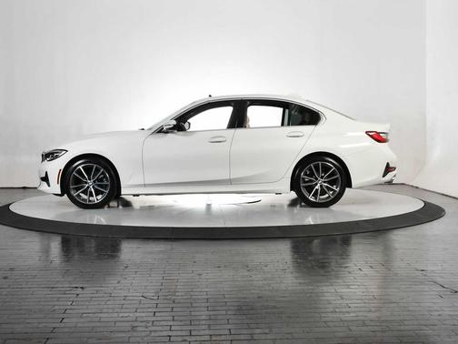 2019 BMW 330 xDrive