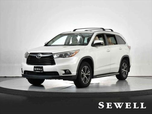 2016 Toyota Highlander XLE