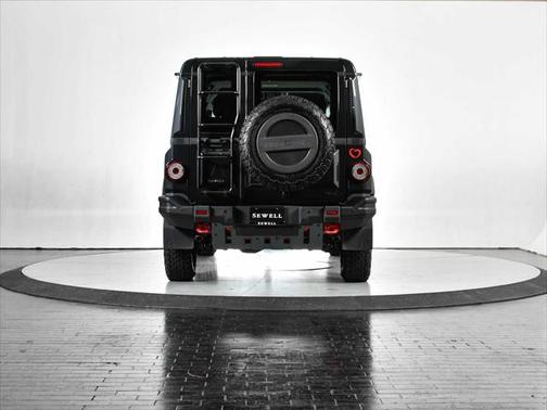 2024 INEOS Grenadier AWD