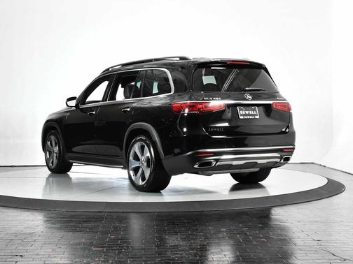 2021 Mercedes-Benz GLS 450 4MATIC