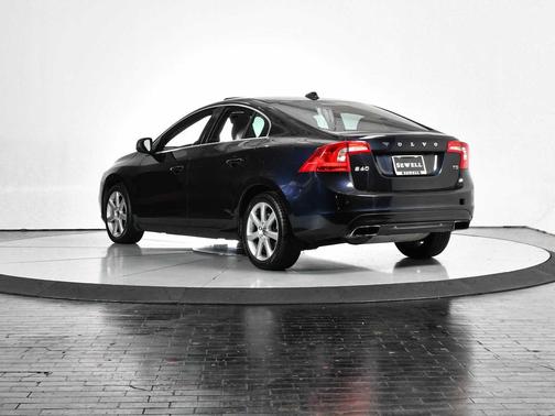2016 Volvo S60 T5 Drive-E Premier
