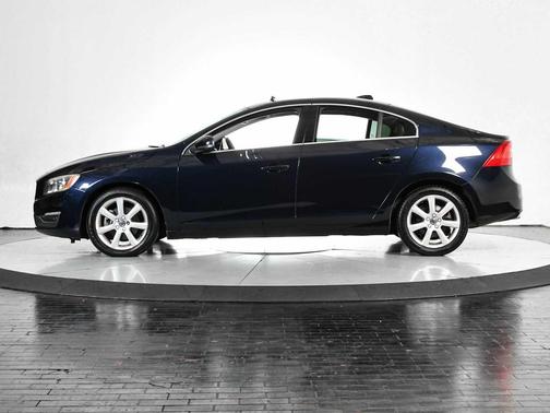 2016 Volvo S60 T5 Drive-E Premier