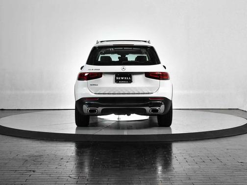 2023 Mercedes-Benz GLB 250 Base