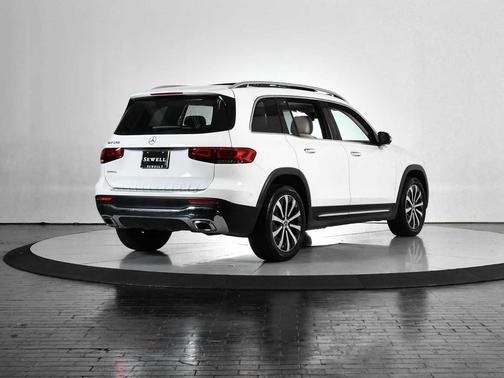 2023 Mercedes-Benz GLB 250 Base