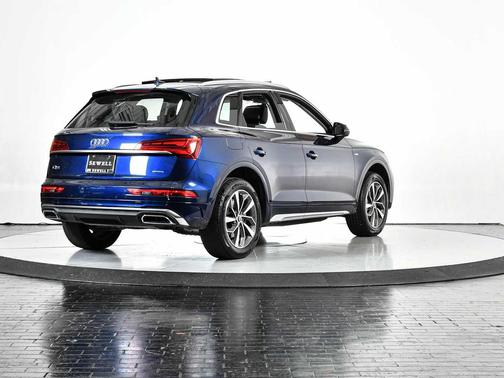 2022 Audi Q5 45 S line Premium Plus