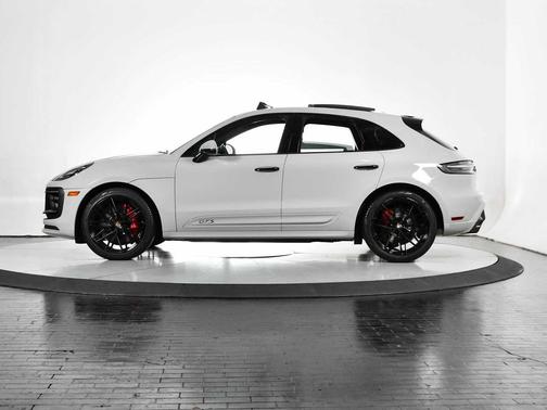 2022 Porsche Macan GTS