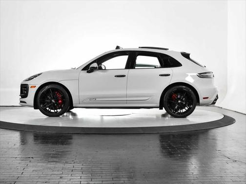 2022 Porsche Macan GTS